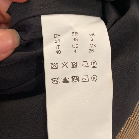 Hugo Boss pencil skirt NWT size 4 - Picture 4 of 6